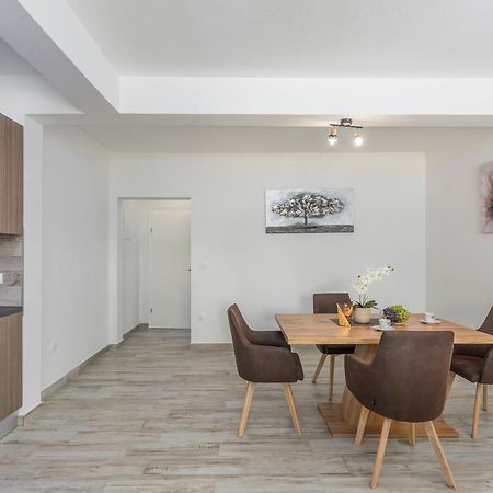 Apartmani Natalija Porec Ngoại thất bức ảnh