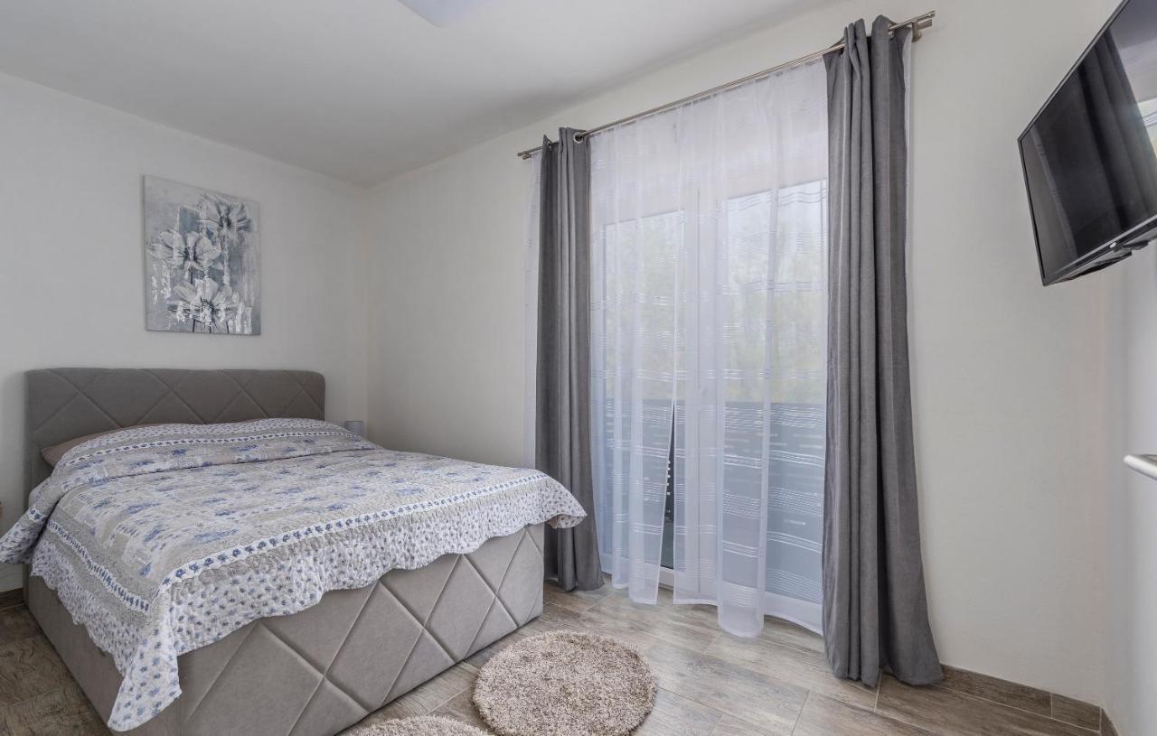 Apartmani Natalija Porec Ngoại thất bức ảnh