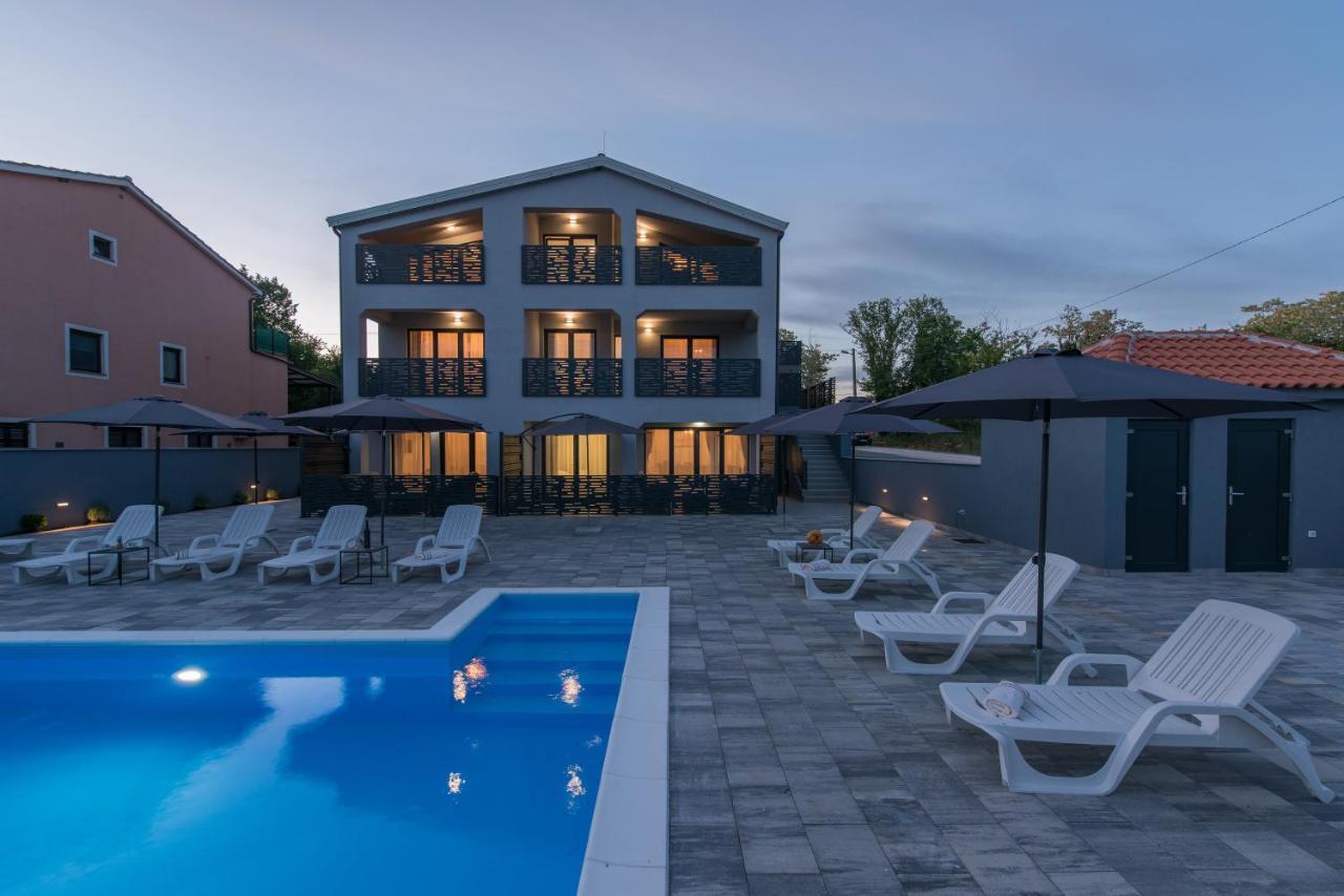 Apartmani Natalija Porec Ngoại thất bức ảnh