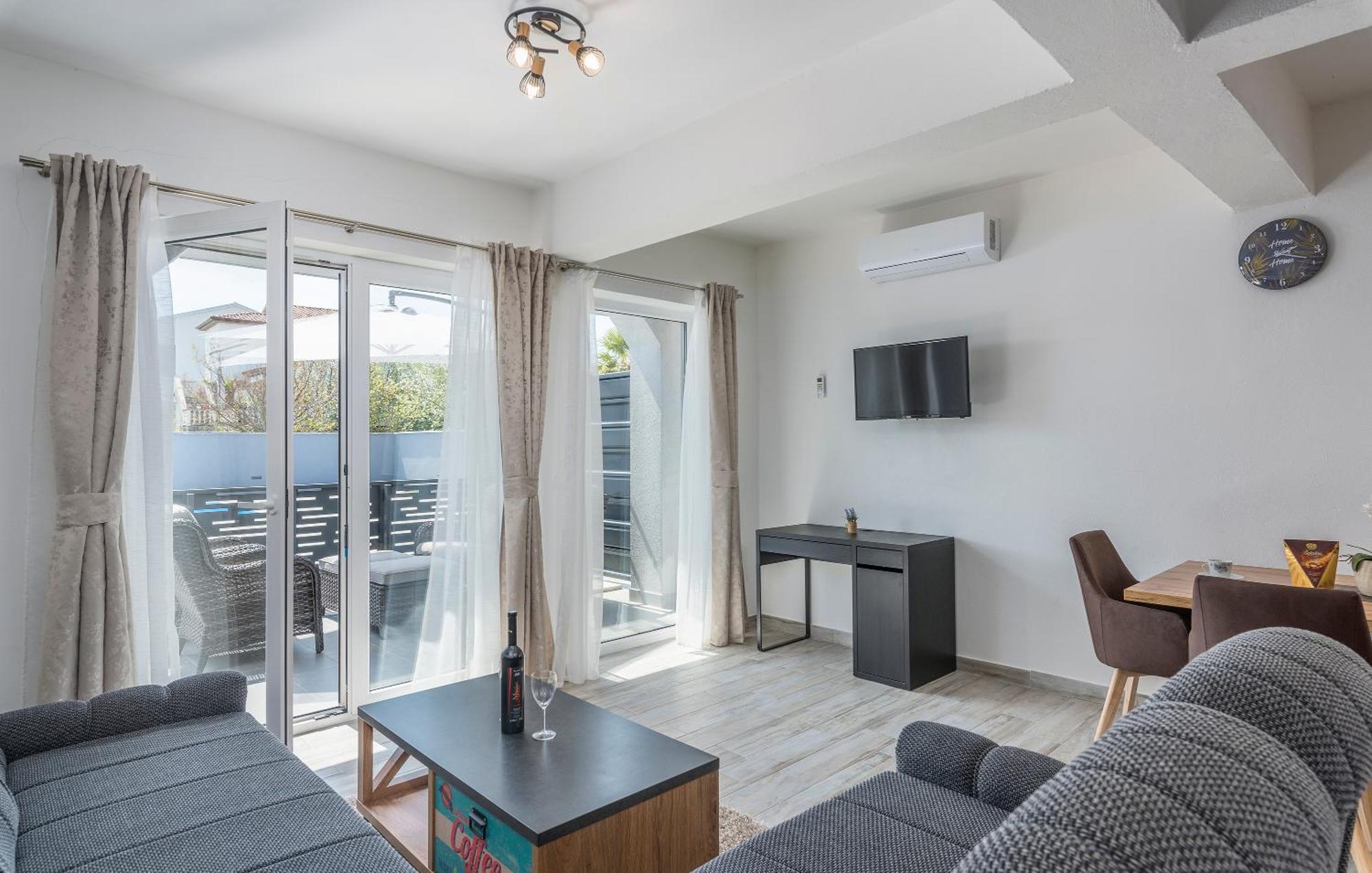 Apartmani Natalija Porec Ngoại thất bức ảnh